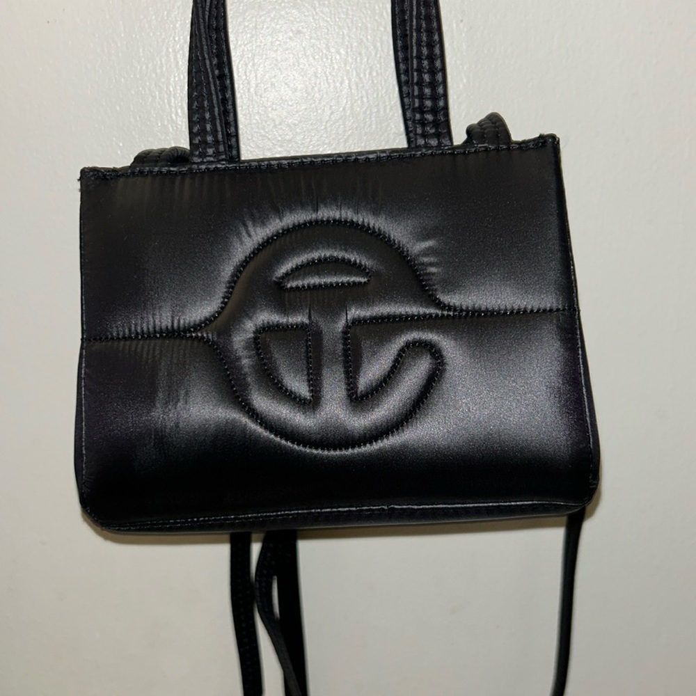 Small puff Telfar blk